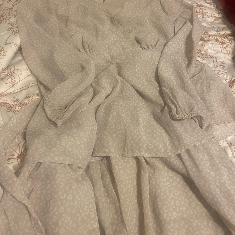 Japna Cream Animal-Print Ruffle Blouse